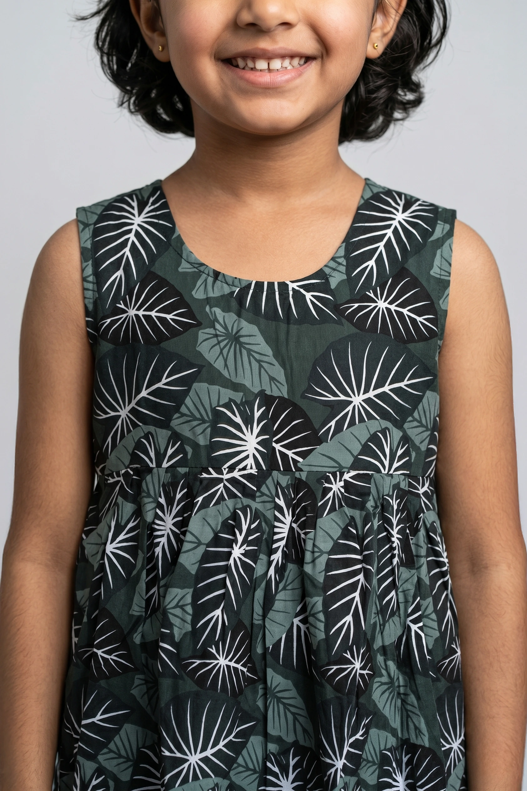 Emerald Leaves - Image 3