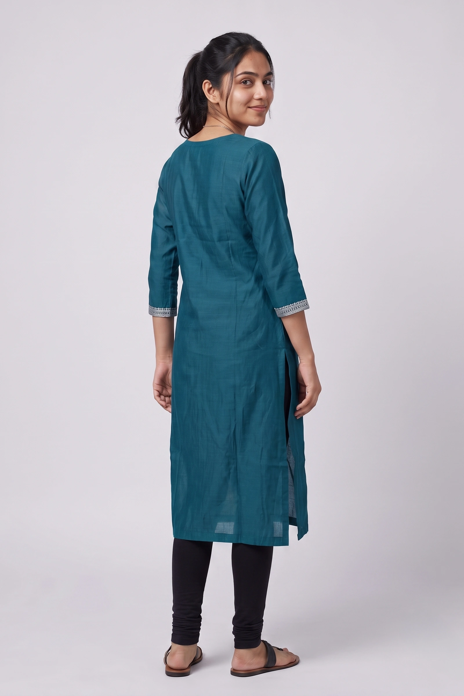 Emerald Charm - Image 4